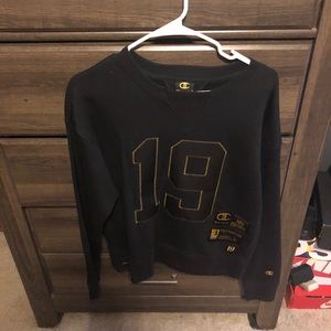 NWT Champion Women’s Century Crew